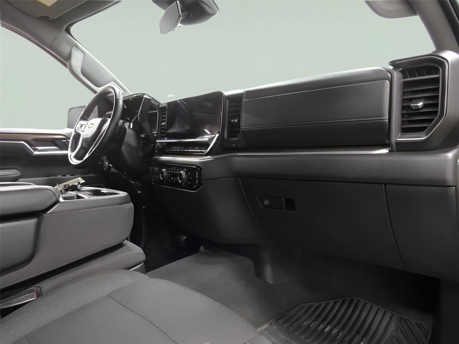 2025 Chevrolet Silverado 1500 LT (2FL)