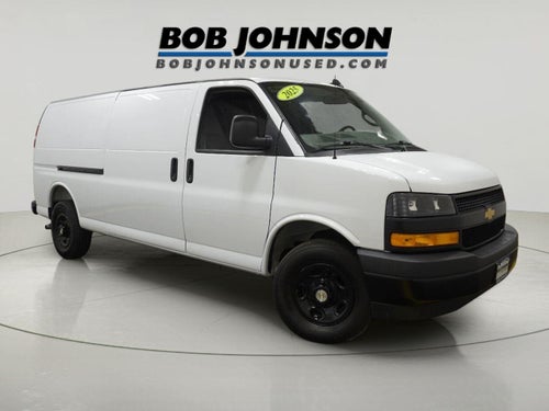 2025 Chevrolet Express Cargo WT