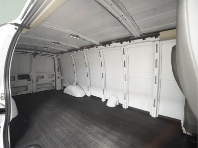 2025 Chevrolet Express Cargo WT