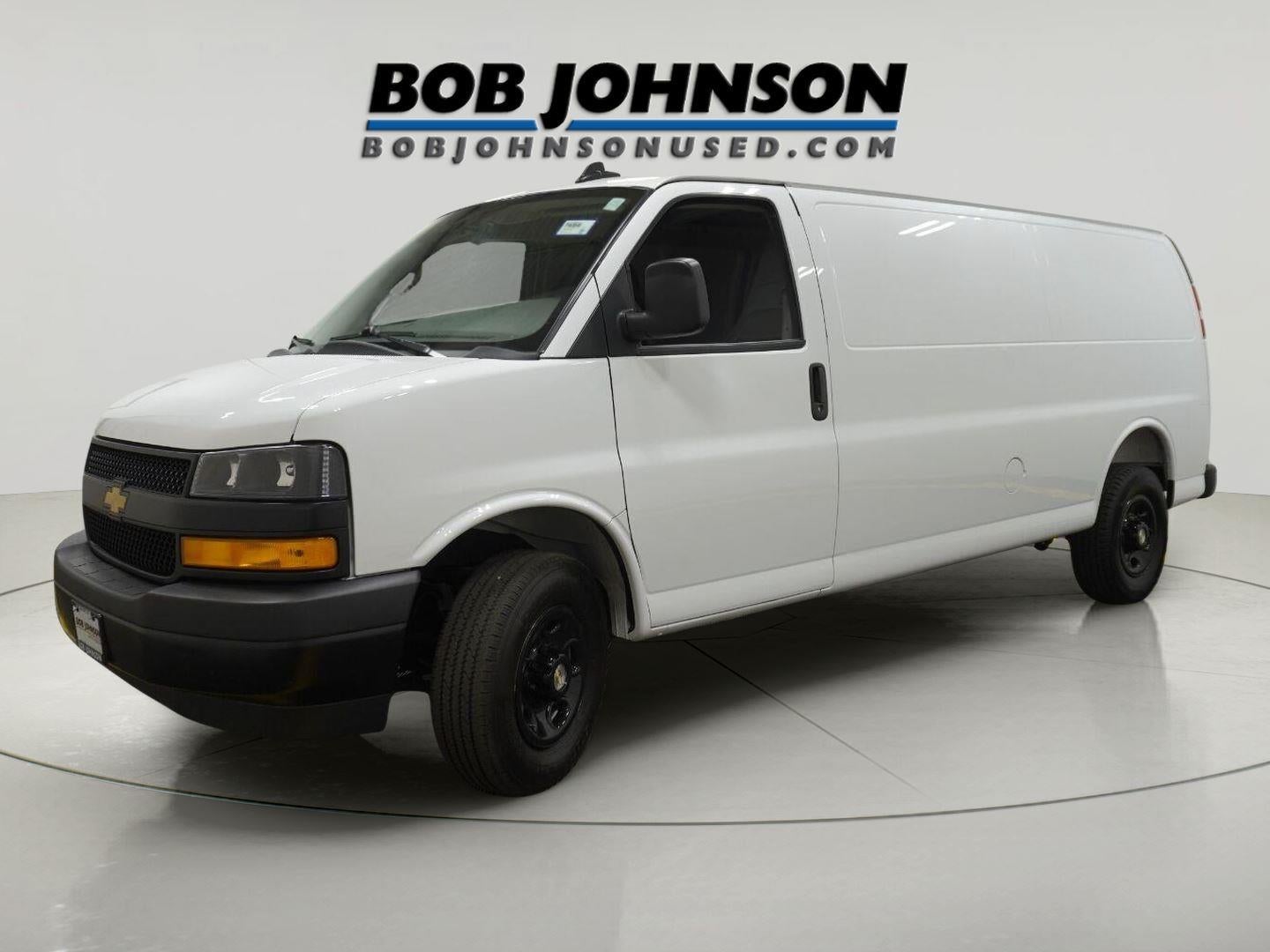 2025 Chevrolet Express Cargo WT