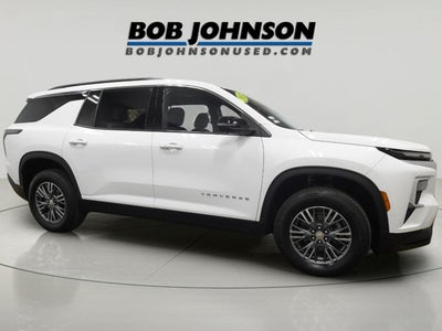 2024 Chevrolet Traverse LT