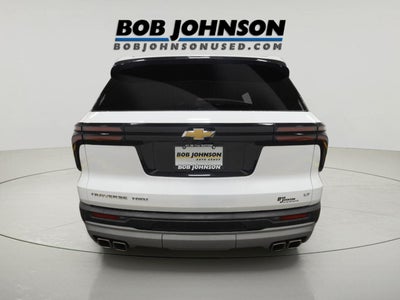 2024 Chevrolet Traverse LT