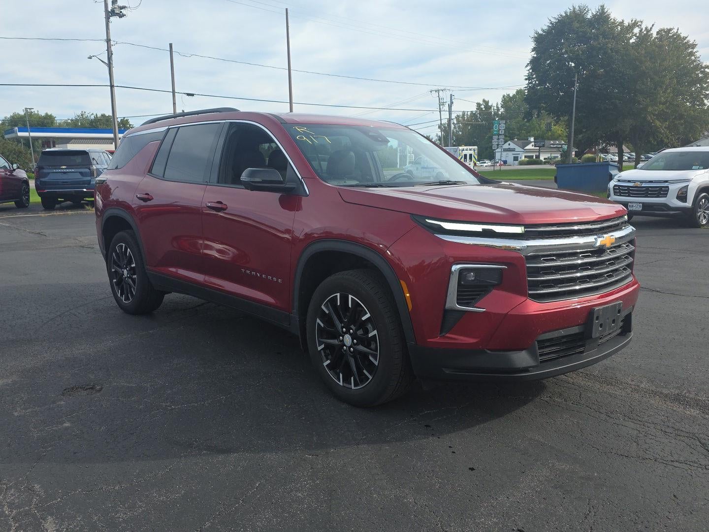 2024 Chevrolet Traverse LT