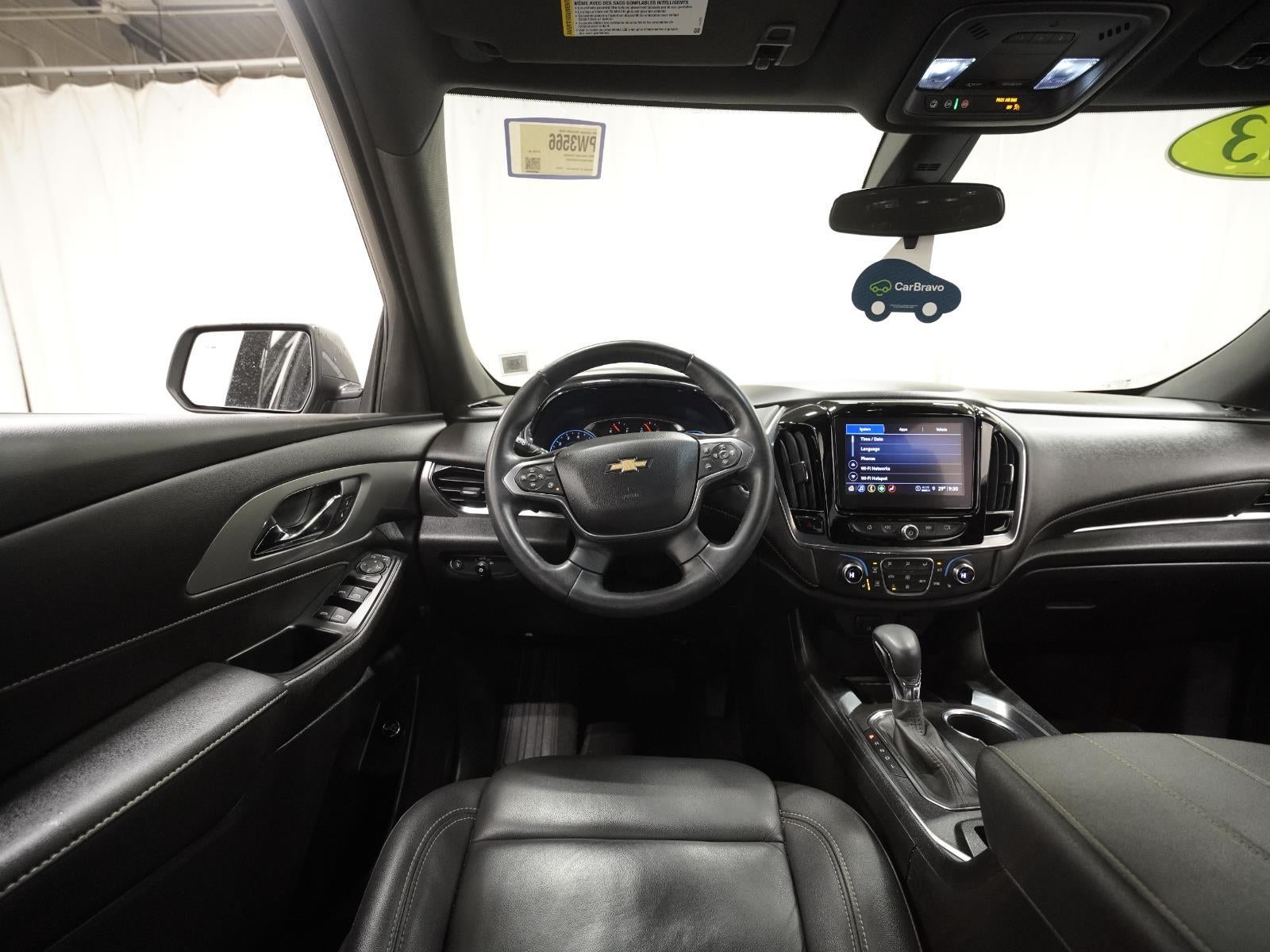 2023 Chevrolet Traverse LT Leather