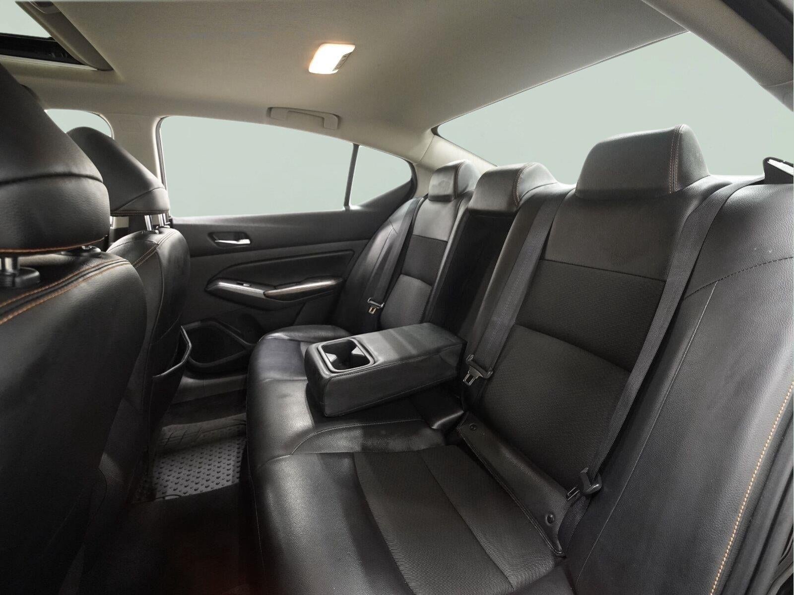2022 Nissan Altima SR Intelligent AWD