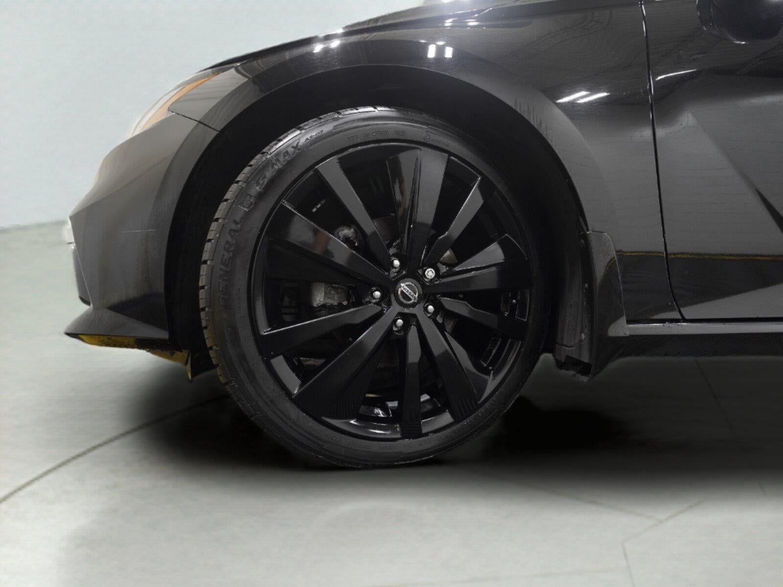 2022 Nissan Altima SR Intelligent AWD