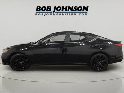 2022 Nissan Altima SR Intelligent AWD