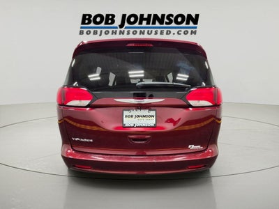 2021 Chrysler Voyager LXI