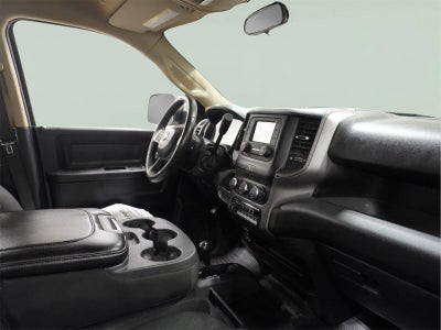 2019 RAM 2500 Tradesman Crew Cab 4x4 6'4" Box