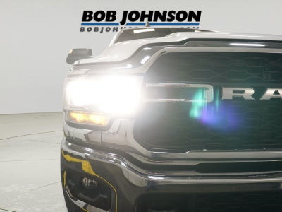 2019 RAM 2500 Tradesman Crew Cab 4x4 6'4" Box