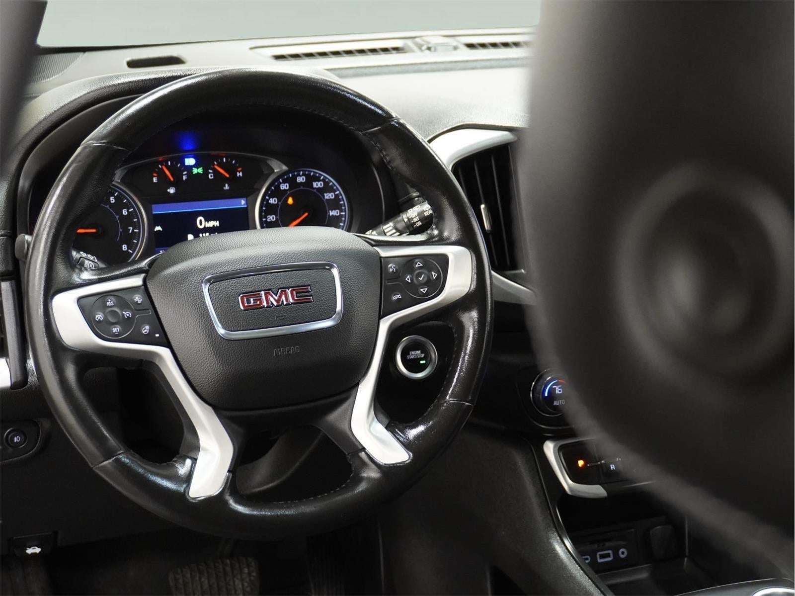 2022 GMC Terrain SLT