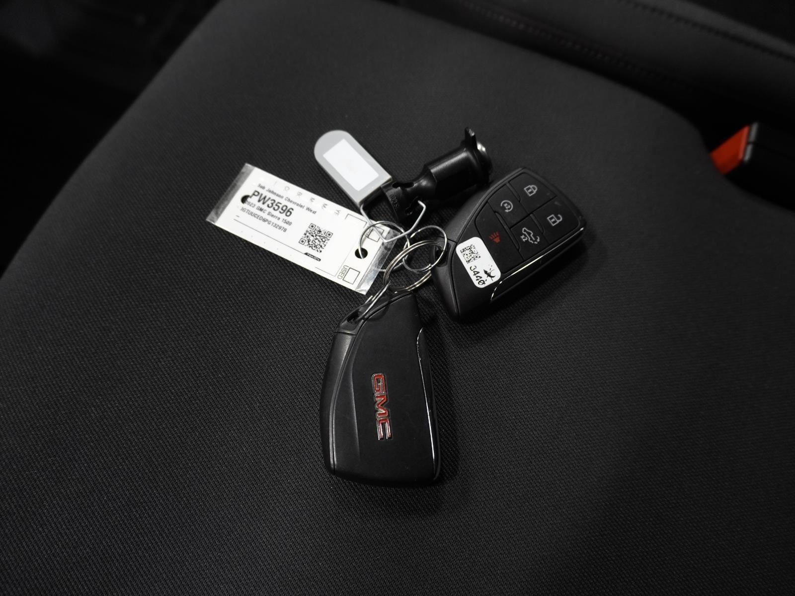 2023 GMC Sierra 1500 Elevation