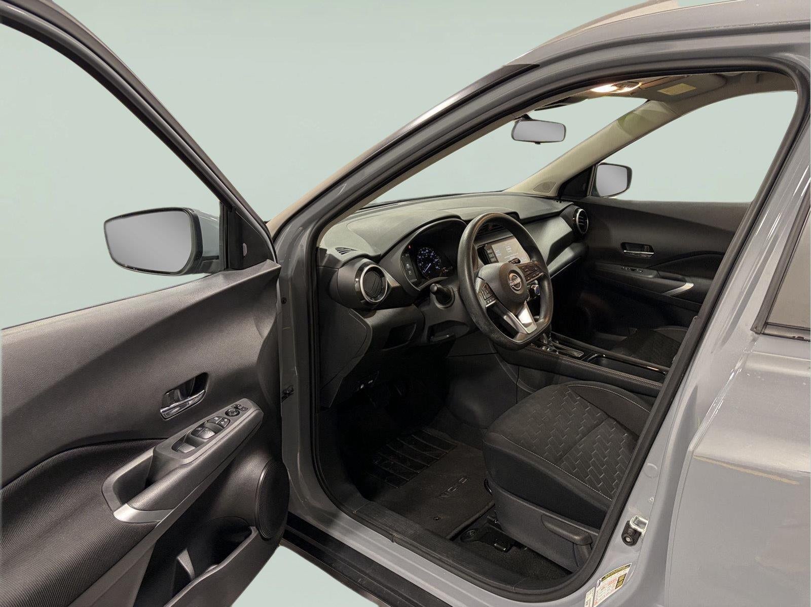 2023 Nissan Kicks SV Xtronic CVT