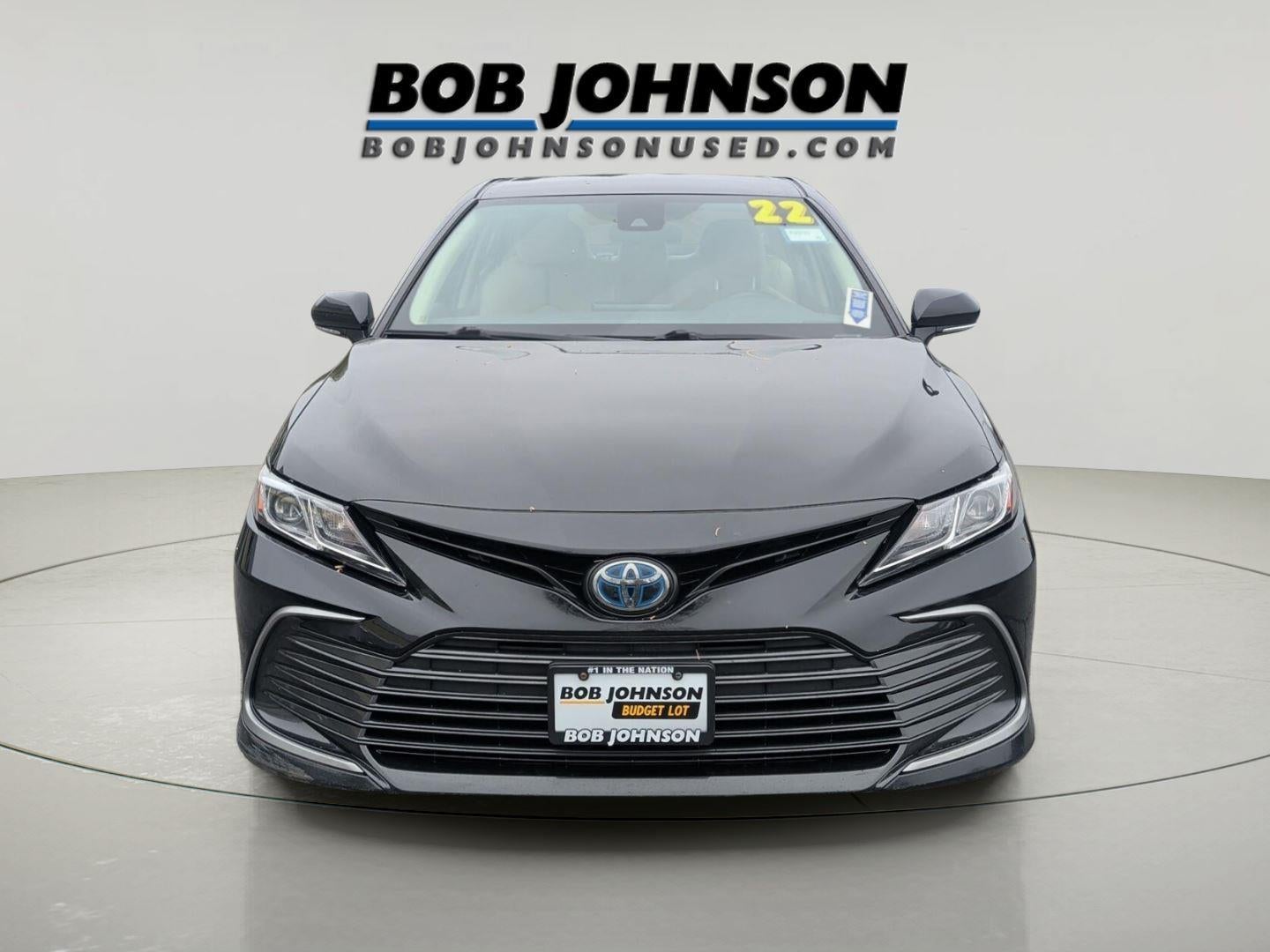 2022 Toyota Camry Hybrid LE
