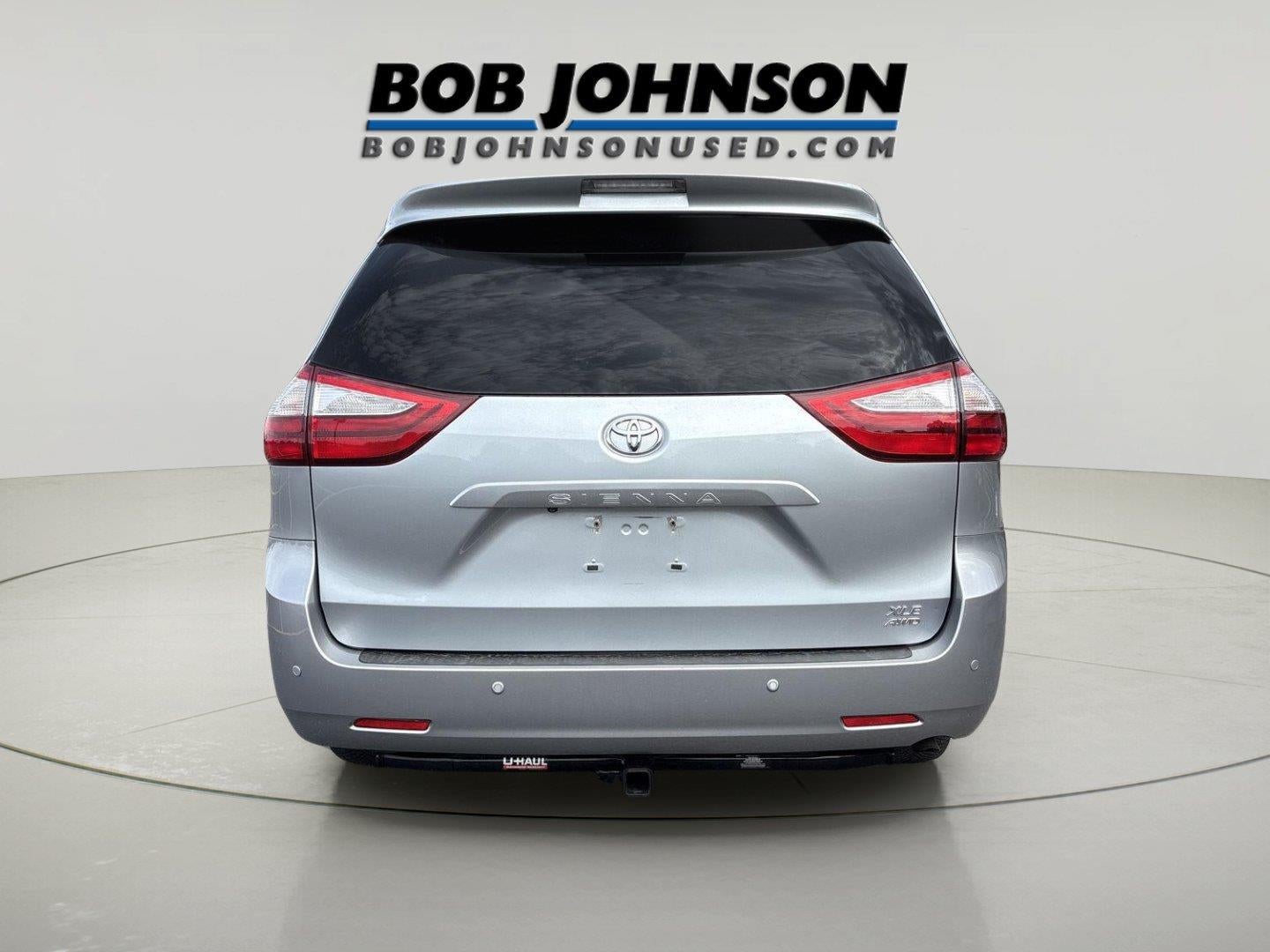 2017 Toyota Sienna XLE 7 Passenger