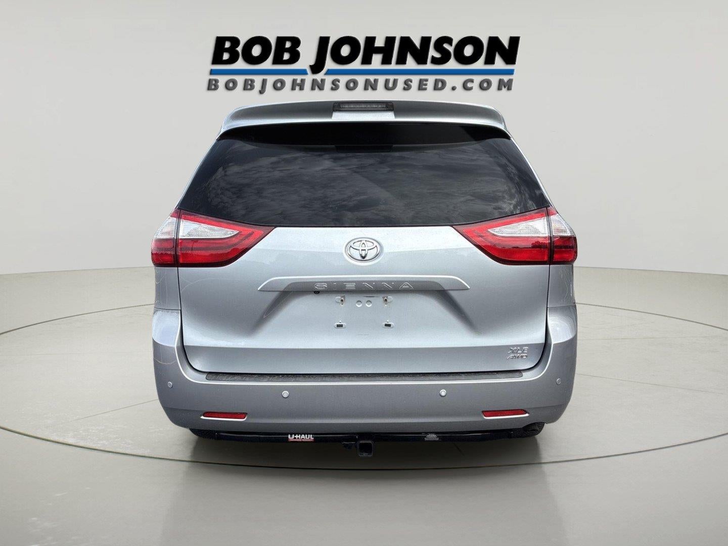 2017 Toyota Sienna XLE 7 Passenger