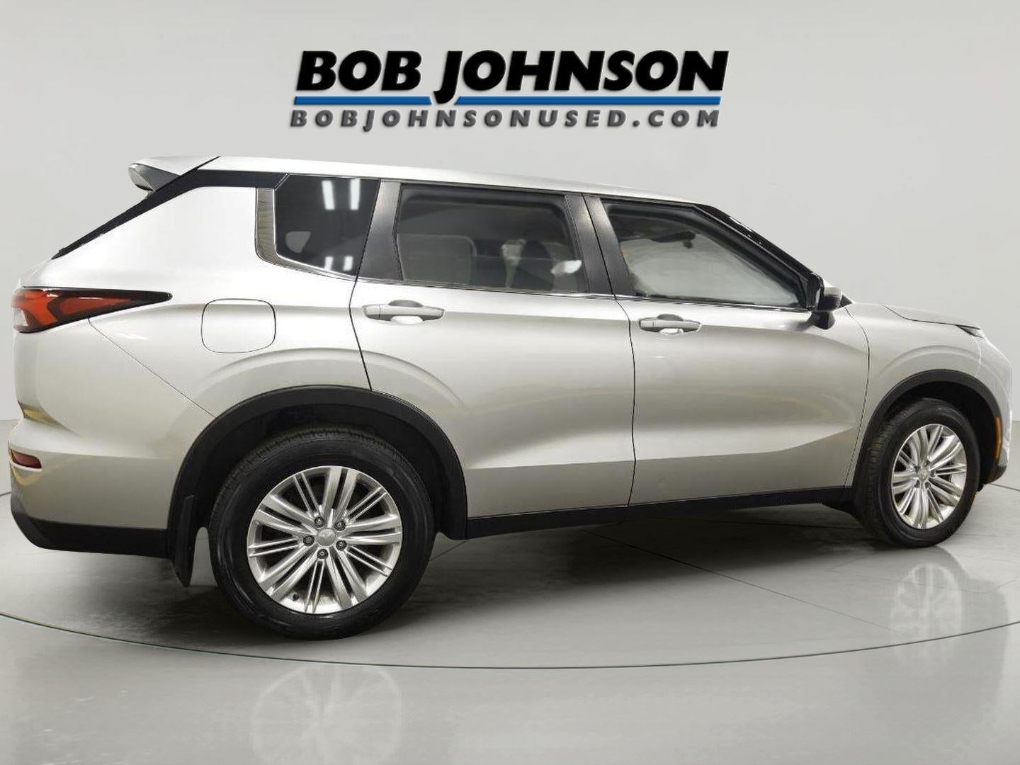 2023 Mitsubishi Outlander ES