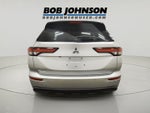 2023 Mitsubishi Outlander ES