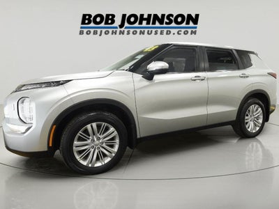 2023 Mitsubishi Outlander ES