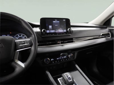 2023 Mitsubishi Outlander ES