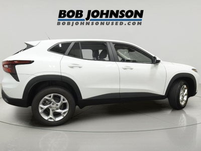 2025 Chevrolet Trax LS