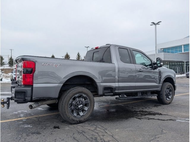 2024 Ford Super Duty F-350 Lariat
