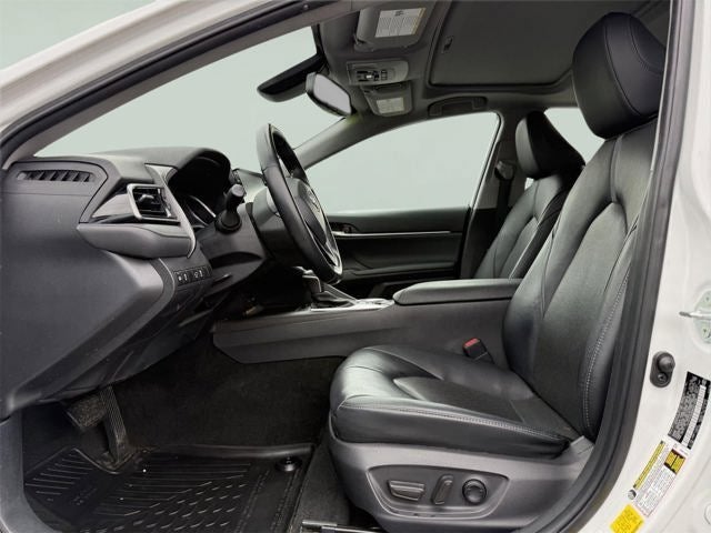 2021 Toyota Camry Hybrid XLE