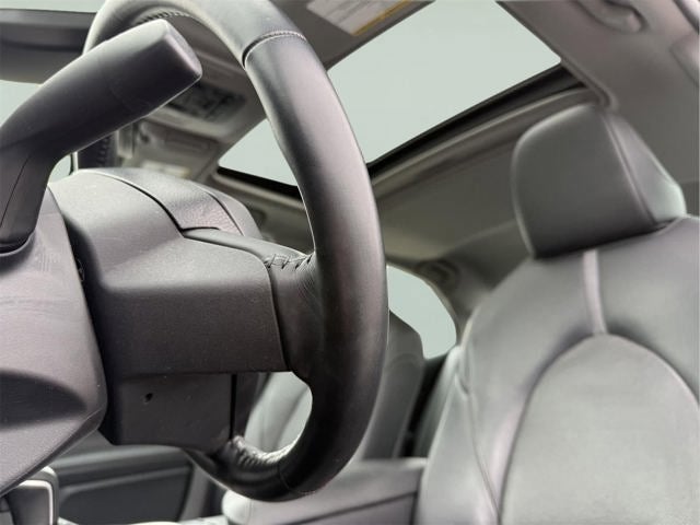 2021 Toyota Camry Hybrid XLE