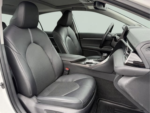 2021 Toyota Camry Hybrid XLE