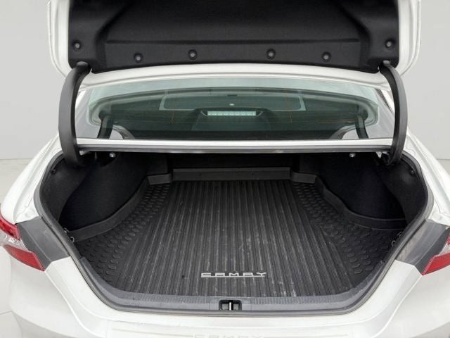 2021 Toyota Camry Hybrid XLE