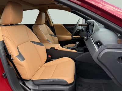 2023 Lexus ES ES 250
