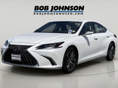 2024 Lexus ES 300h 