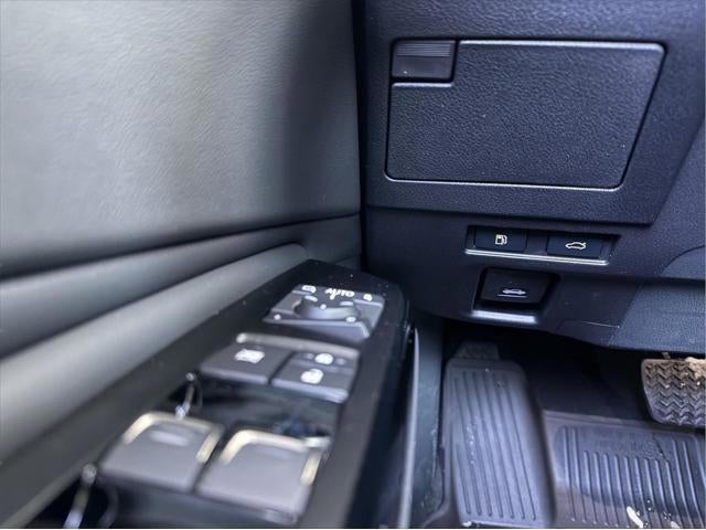 2023 Lexus ES 350 Base