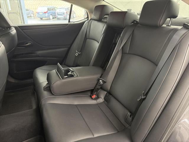 2023 Lexus ES 350 Base