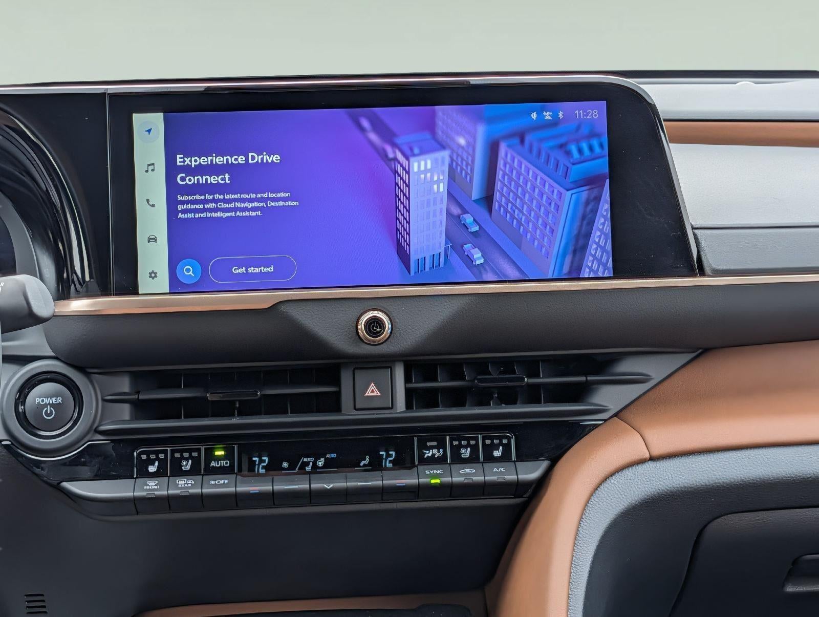 2025 Toyota Crown Signia XLE