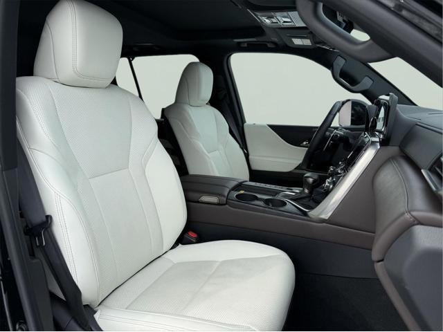 2025 Lexus LX 600 LUXURY