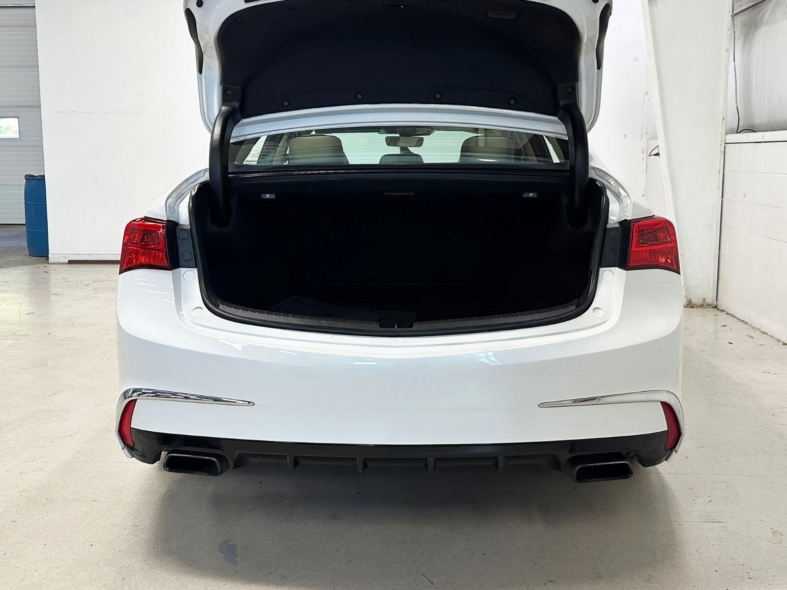 2020 Acura TLX w/Technology Pkg