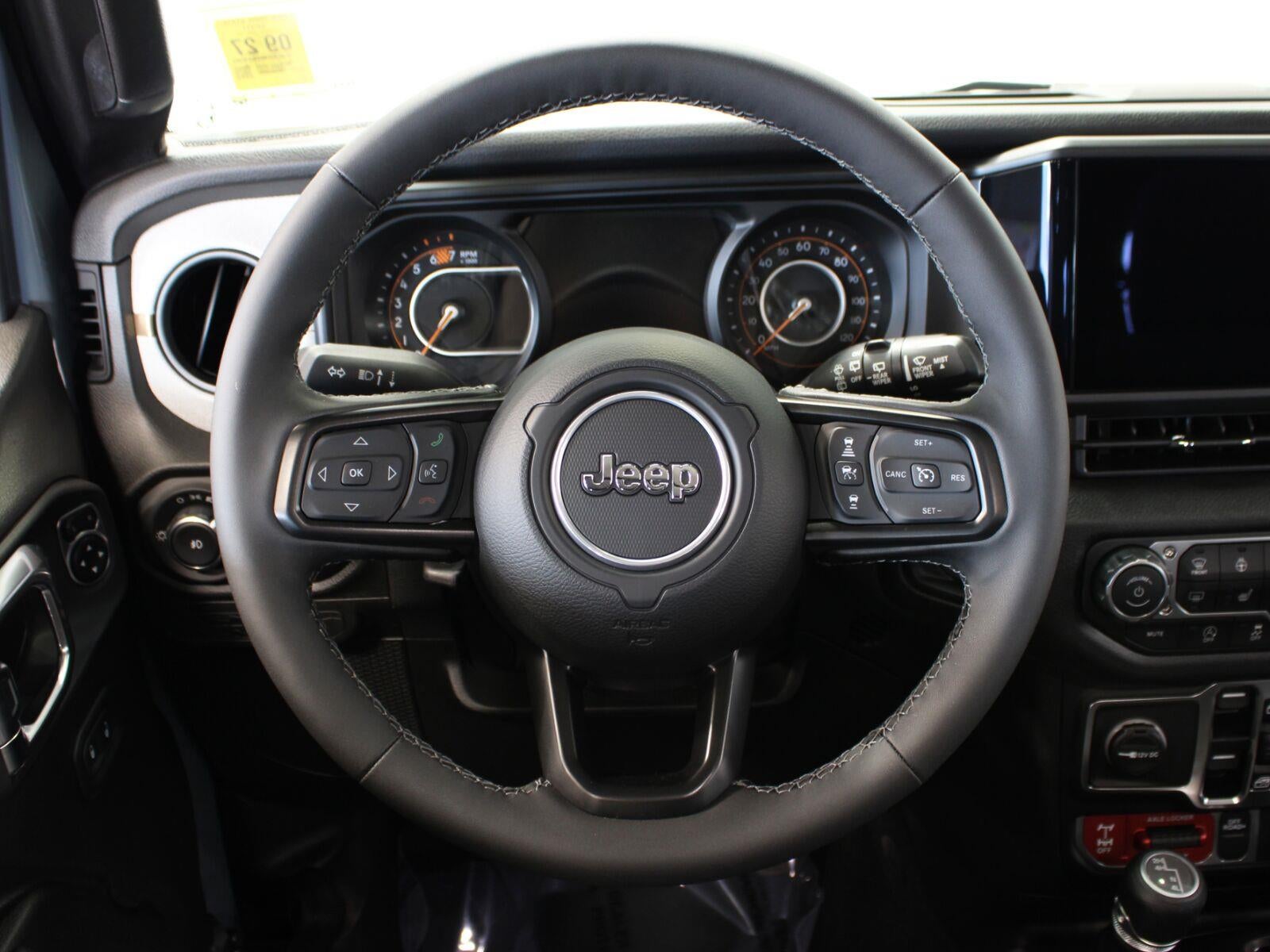 2025 Jeep Wrangler 4-Door Willys 4x4