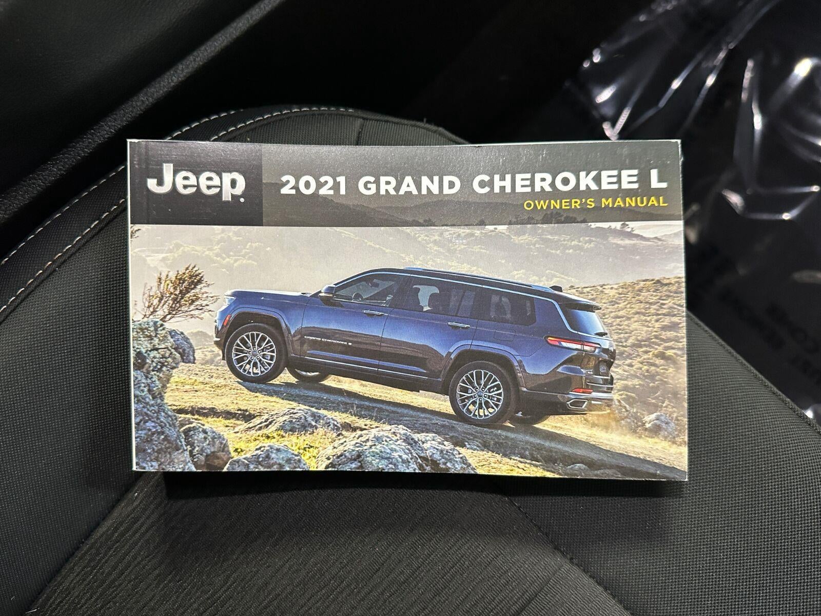 2021 Jeep Grand Cherokee L Laredo 4x4