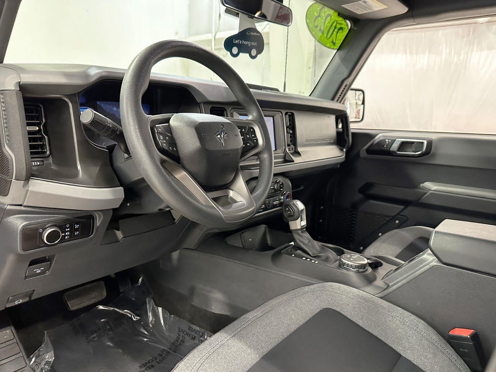 2023 Ford Bronco Base