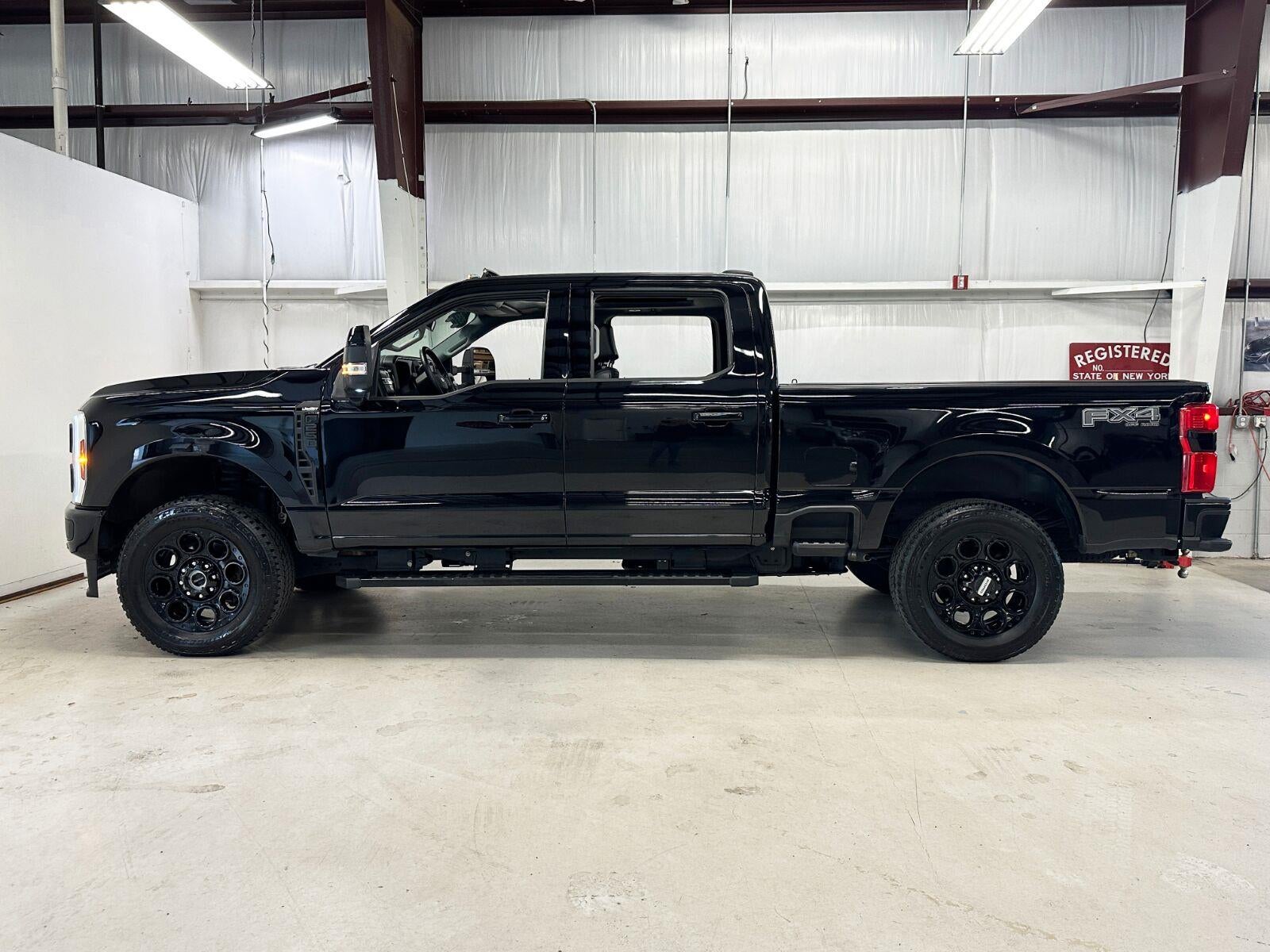 2025 Ford F-250 LARIAT