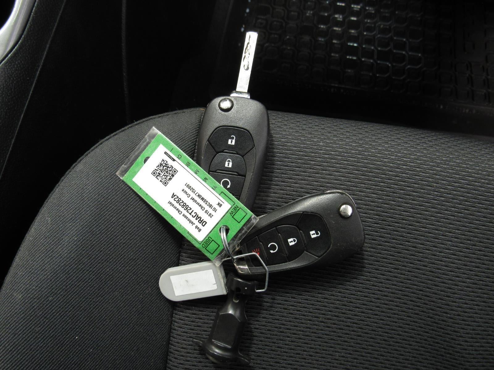 2019 Chevrolet Cruze LS