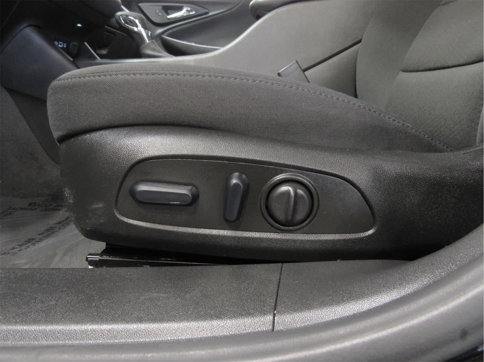 2022 Chevrolet Malibu RS