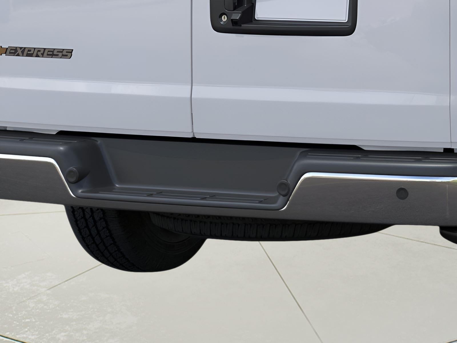 2025 Chevrolet Express Passenger 3500 1LT