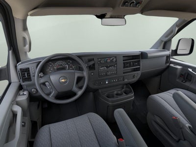 2025 Chevrolet Express Passenger 3500 1LT