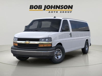 2025 Chevrolet Express Passenger 3500 1LT