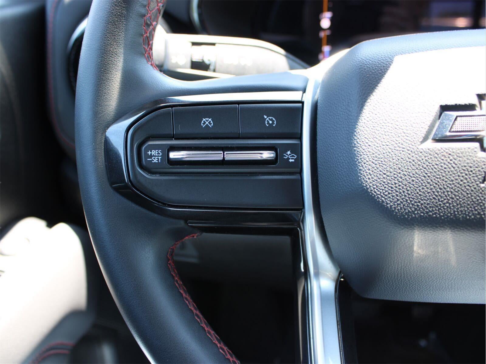 2023 Chevrolet Colorado Z71 - Photo 11