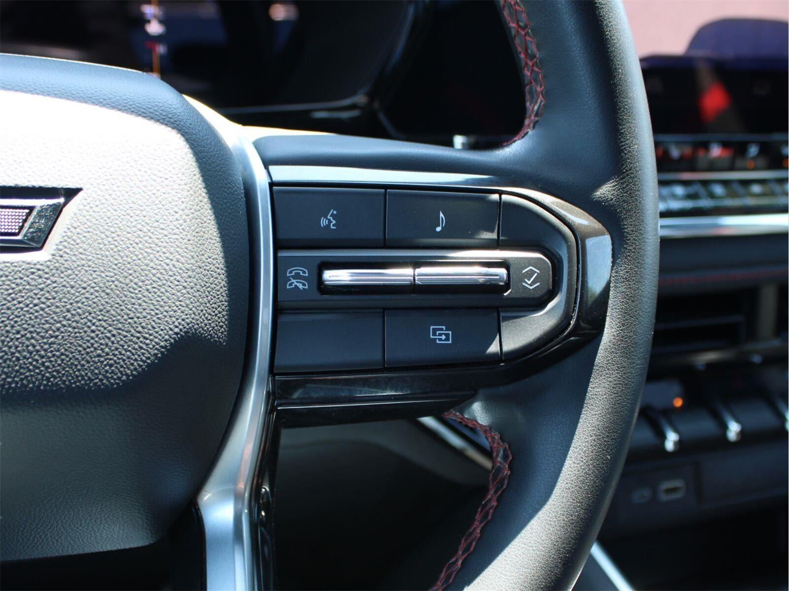 2023 Chevrolet Colorado Z71 - Photo 13