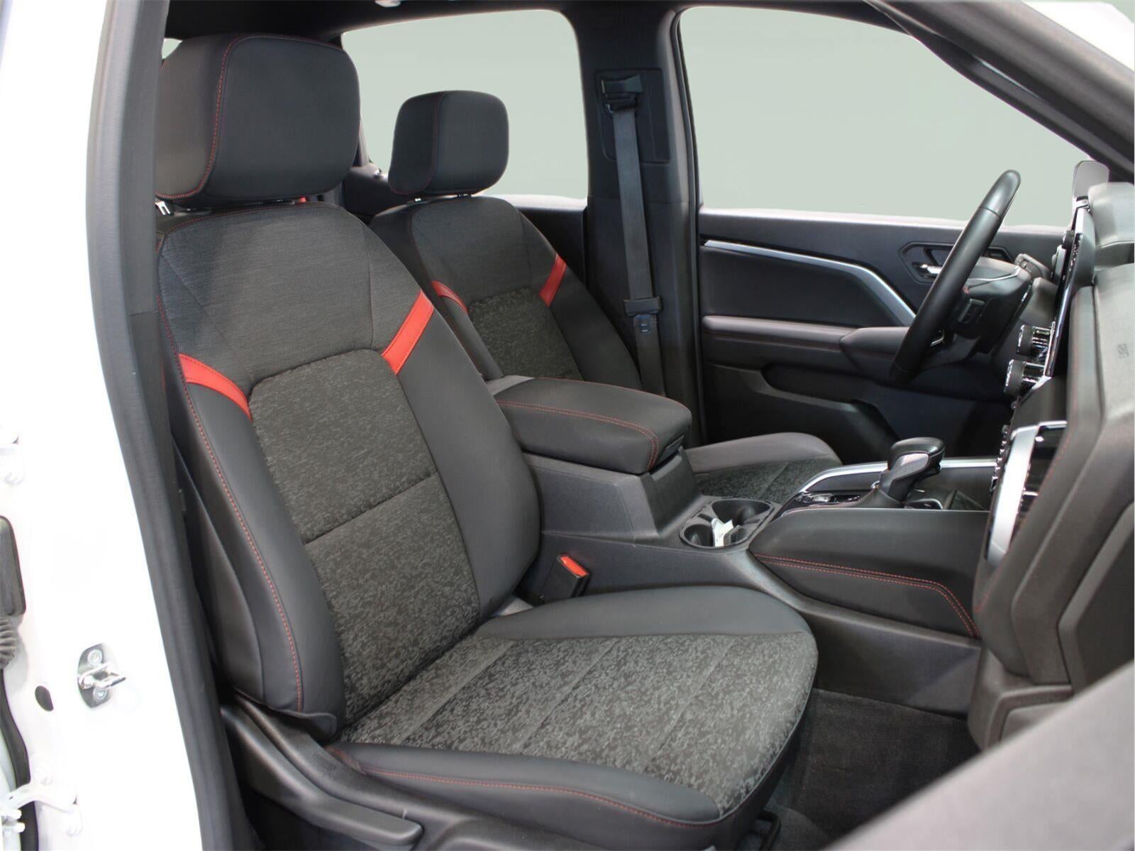 2023 Chevrolet Colorado Z71 - Photo 22