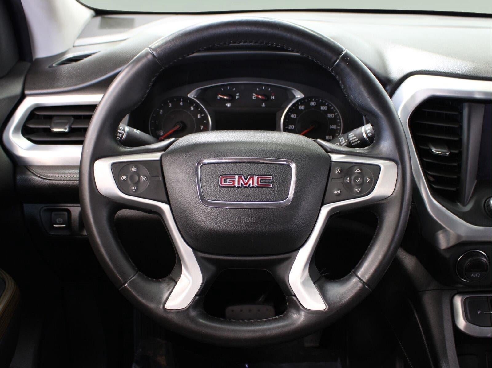 2020 GMC Acadia SLE